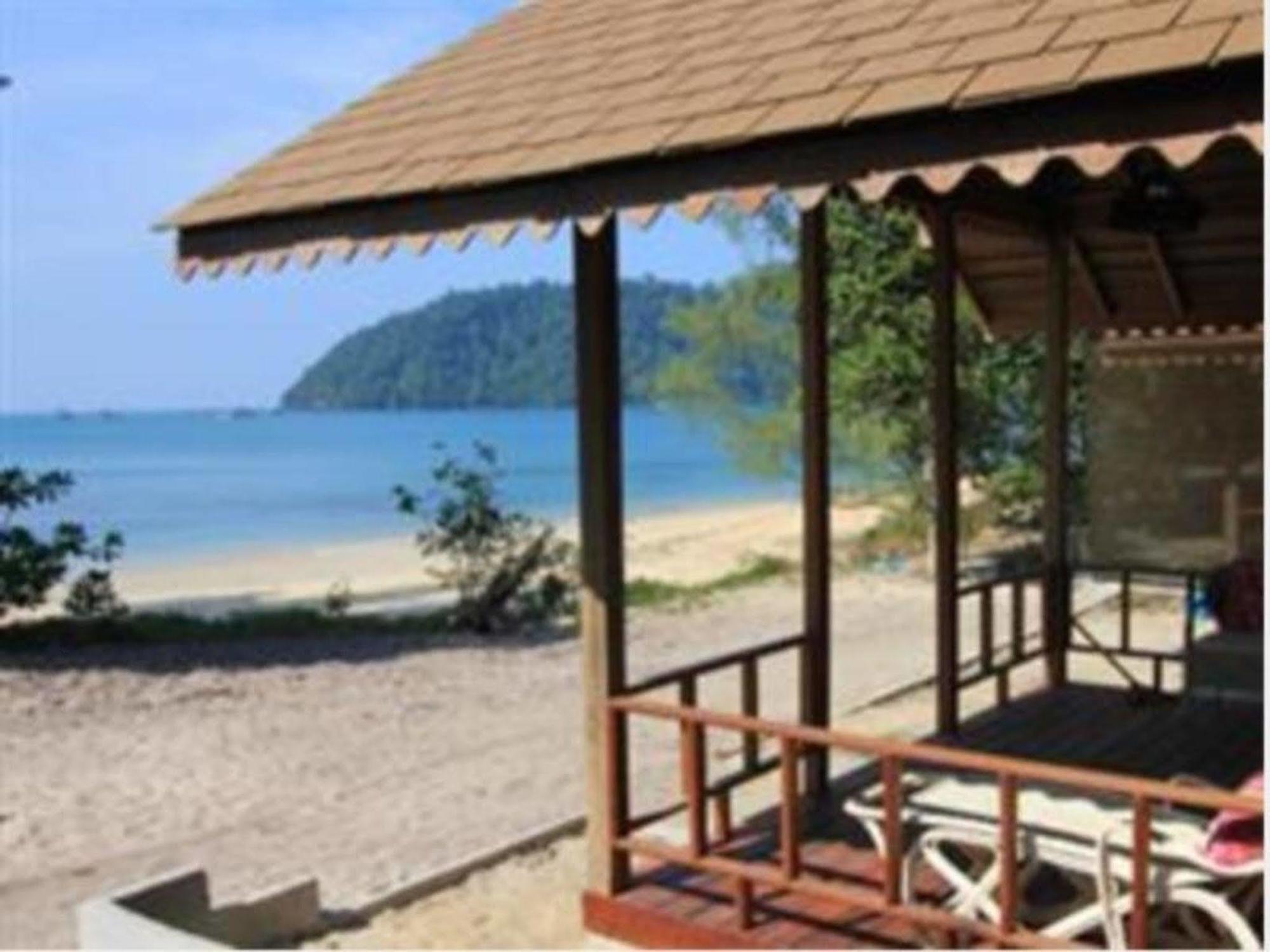 Heaven Beach Resort & Art Koh Phayam Exterior foto