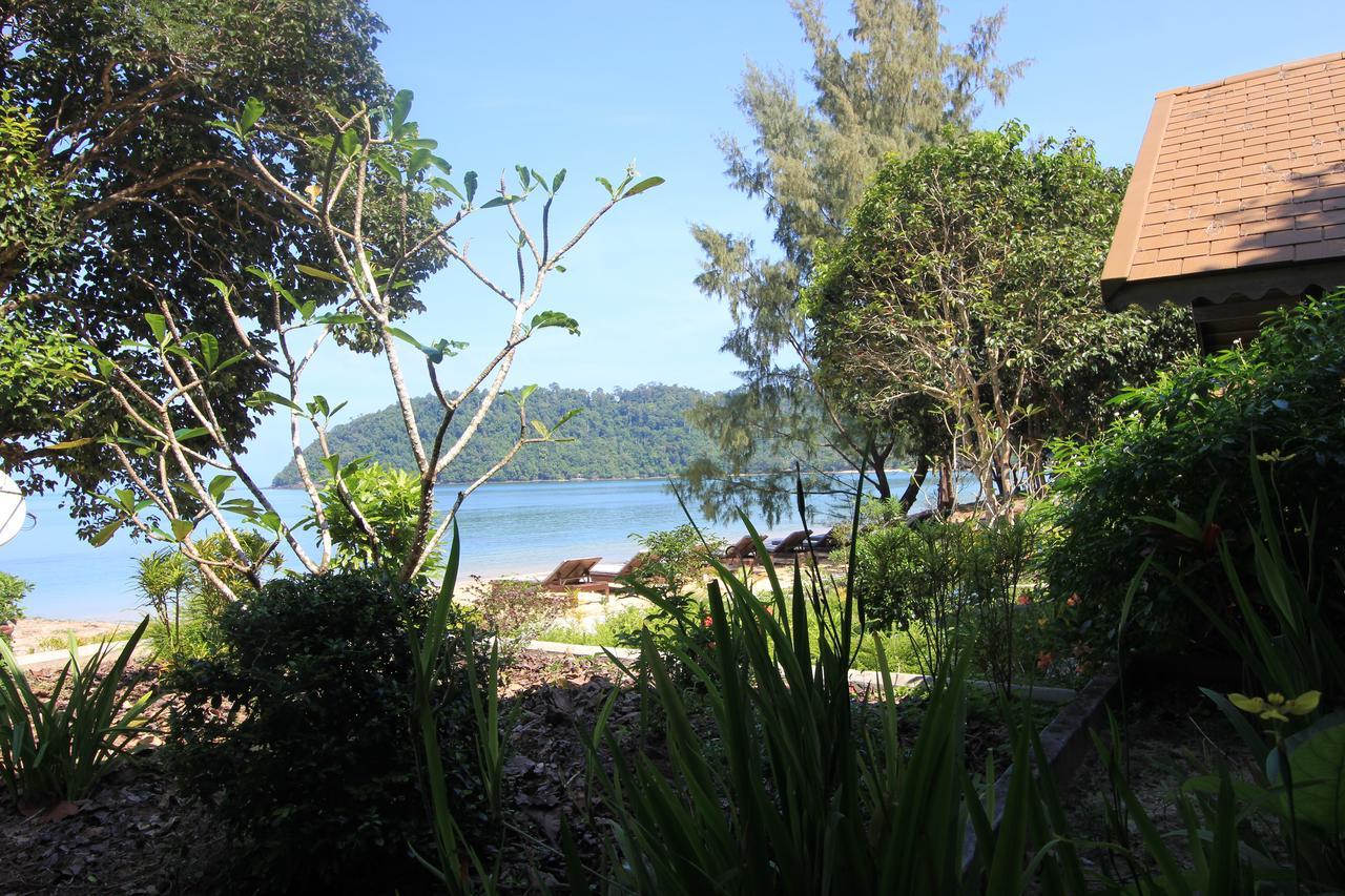 Heaven Beach Resort & Art Koh Phayam Exterior foto